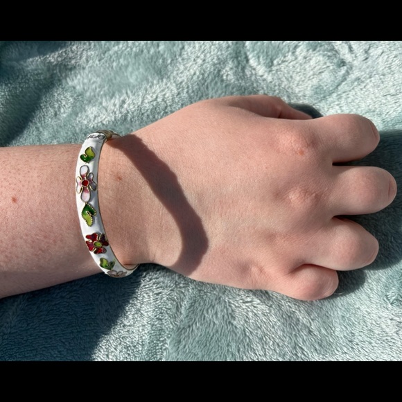 Chinese Cloisonne Bracelet (with Clasp) - Picture 2 of 4